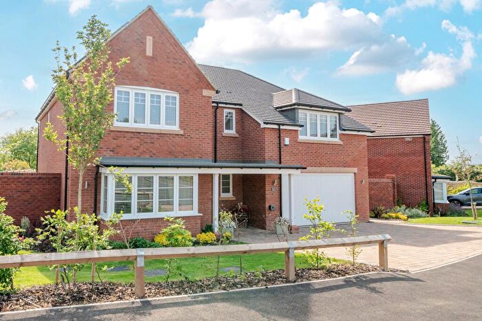 5 Bedroom Detached House For Sale In Deerhurst Gardens, Welford On Avon, CV37