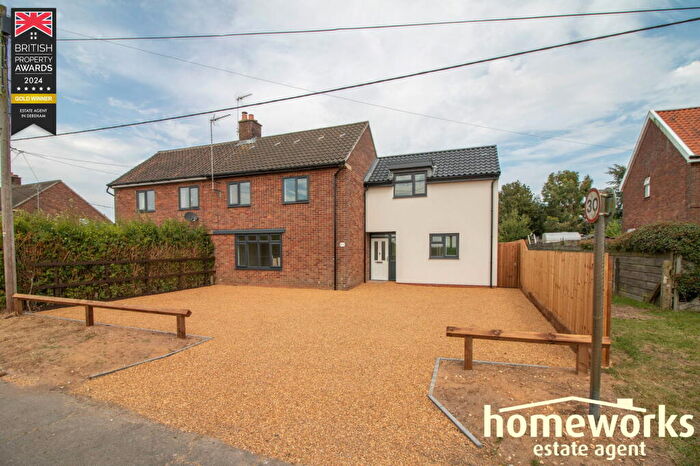 3 Bedroom Semi-Detached House For Sale In Weasenham Road, Litcham, King's Lynn, PE32