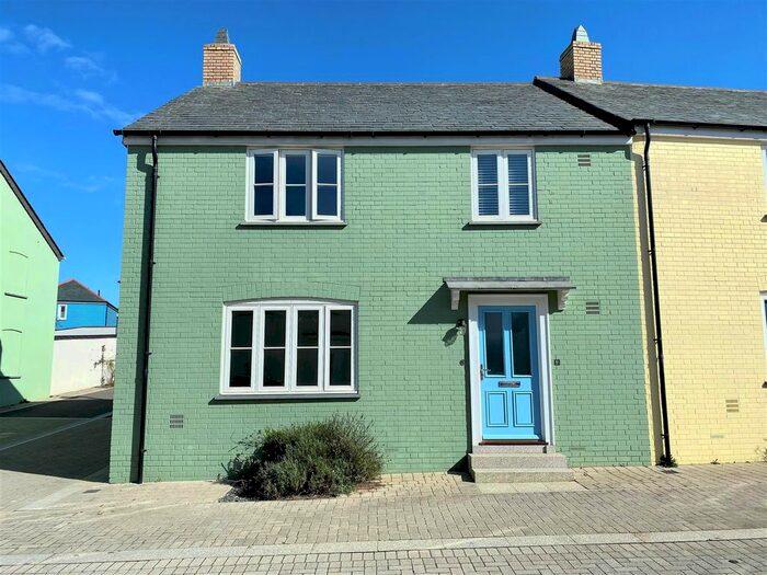 3 Bedroom End Of Terrace House To Rent In Stret Goryan, Nansledan, Newquay, TR7
