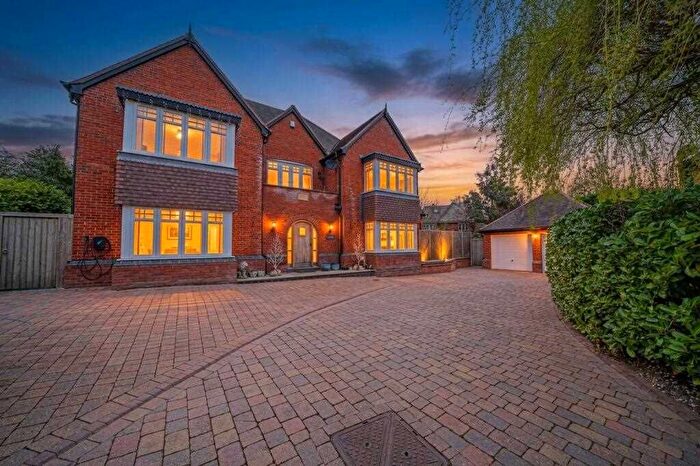 6 Bedroom Detached House To Rent In Gladstone House, The Copse, Solihull, B93