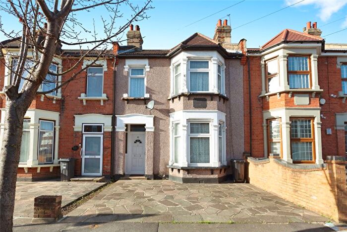 3 Bedroom Terraced House For Sale In Mafeking Avenue, Ilford, Essex, IG2