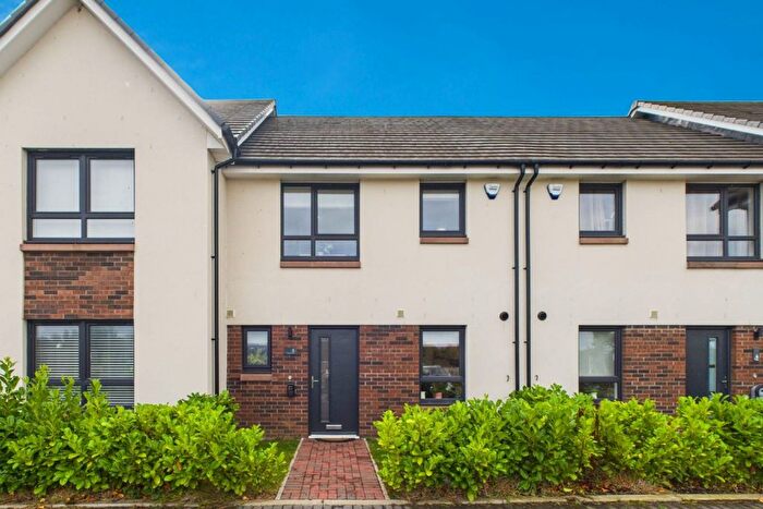 3 Bedroom Terraced House For Sale In Hareton Place, Jackton, G75