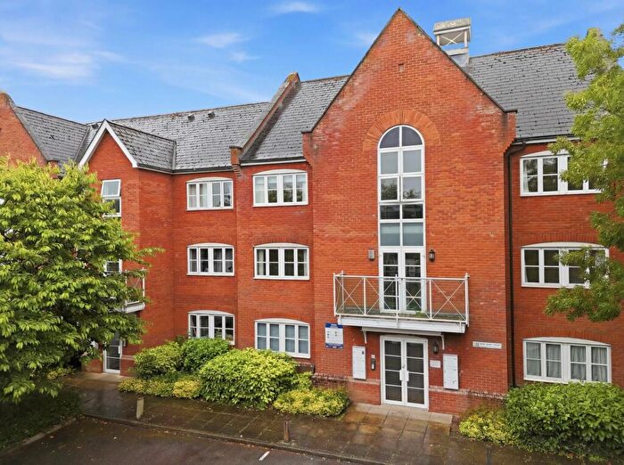 2 Bedroom Flat For Sale In Old Maltings Approach, Melton, IP12