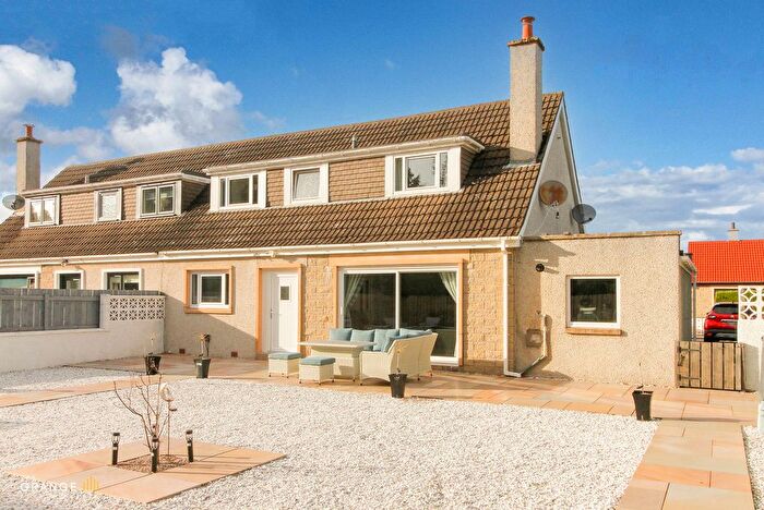 5 Bedroom Semi-Detached House For Sale In Balnacoul Road, Mosstodloch, IV32