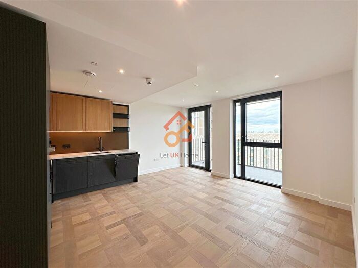 1 Bedroom Flat To Rent In Merino Gardens, London, E1W