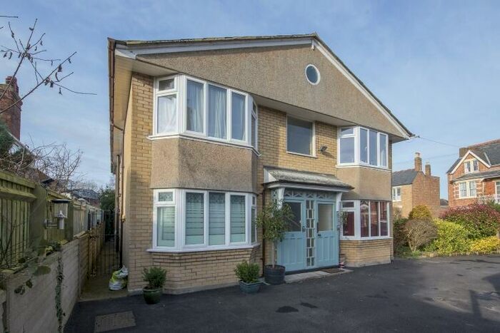 2 Bedroom Apartment To Rent In Islip Road, Oxford, OX2