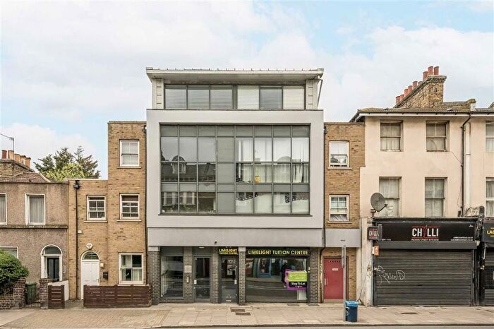 2 Bedroom Flat For Sale In Lee High Road, Lee, SE13