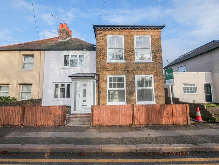 4 Bedroom Semi-Detached House To Rent In Harlington Road, Uxbridge, UB8