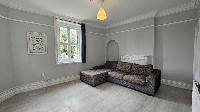 4 Bedroom Flat To Rent In Hackney Road, London, Haggerston, E2