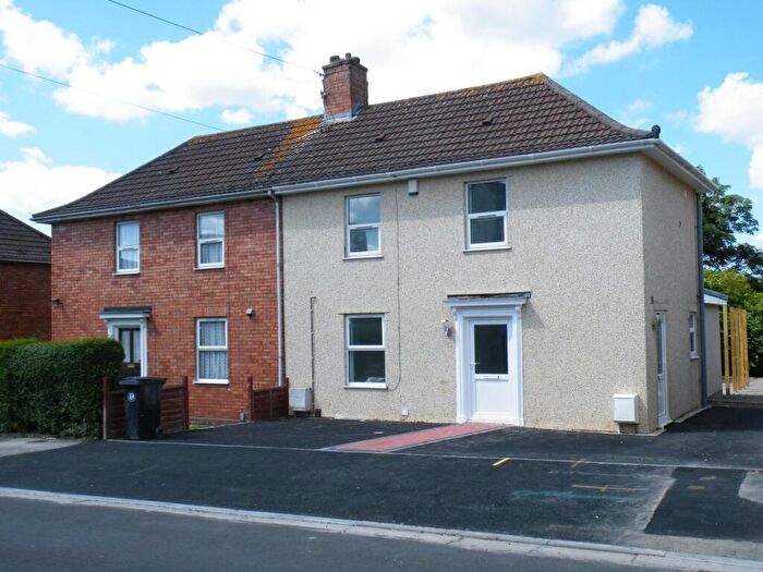 3 Bedroom Flat To Rent In Harewood Road, Bristol, BS5