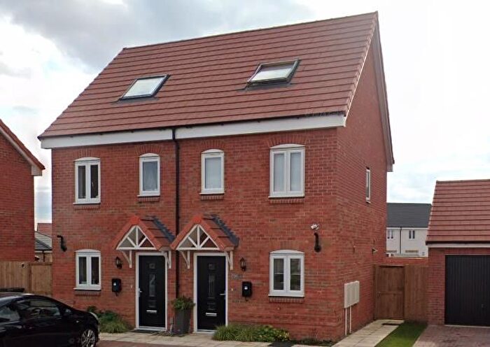 3 Bedroom Property To Rent In Wiltshire Drive, Bradwell, Great Yarmouth, NR31