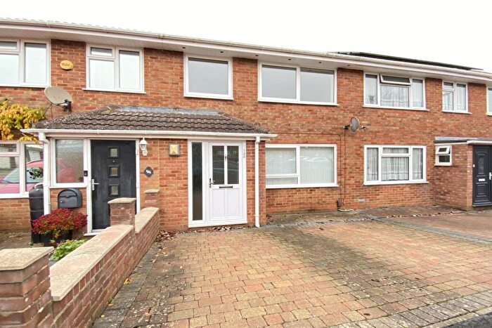 3 Bedroom House To Rent In Brighton Hill, Basingstoke, RG22