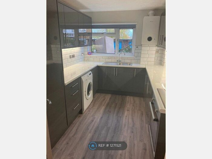 2 Bedroom Flat To Rent In Green Park Road, Southampton SO16