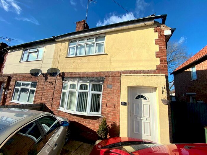 2 Bedroom House To Rent In Burleigh Avenue, Wigston, LE18