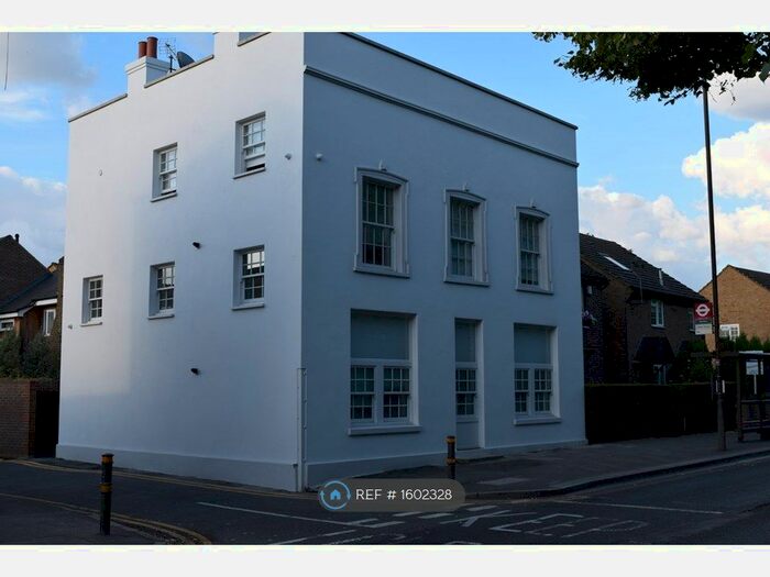 Studio To Rent In Church Road, Mitcham, CR4