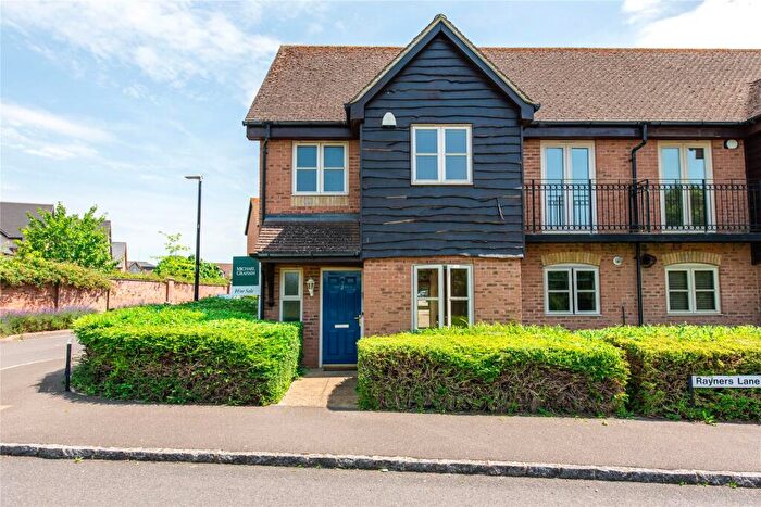 3 Bedroom Semi-Detached House For Sale In Rayners Lane, Monkston Park, Buckinghamshire, MK10