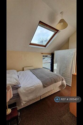 1 Bedroom Flat To Rent In Goulden Road, Manchester, M20