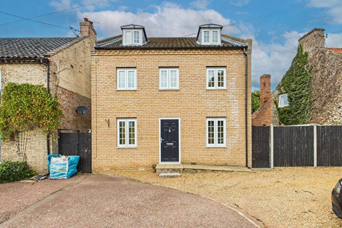 4 Bedroom Detached House For Sale In Norwich Road, Thetford, IP24