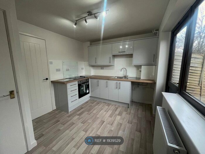 2 Bedroom Terraced House To Rent In Saxonfields, Warwickshire, B50