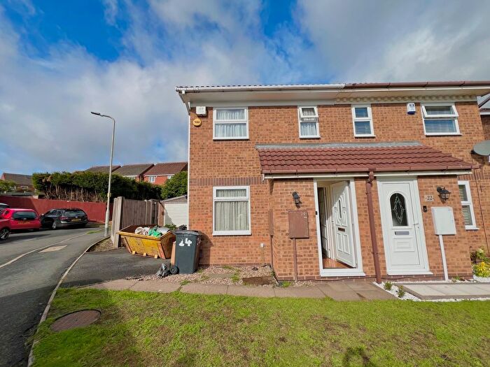 2 Bedroom Semi-Detached House To Rent In Somerford Way, Bilston, WV14