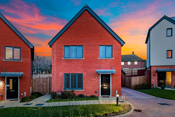 4 Bedroom Detached House For Sale In Neptune Drive, Folkestone, CT20