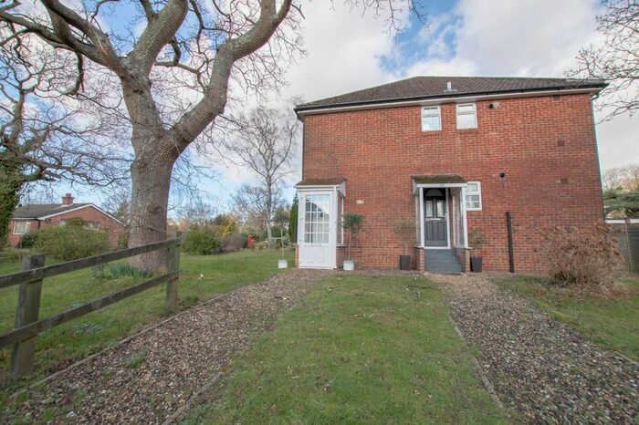 2 Bedroom Maisonette To Rent In Hiltingbury Road, Chandler's Ford, Eastleigh, SO53