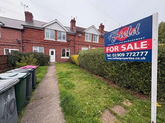 4 Bedroom Terraced House For Sale In South Street, Thurcroft, S66