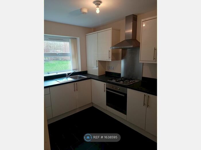 1 Bedroom Flat To Rent In Whalley Road, Manchester, M16