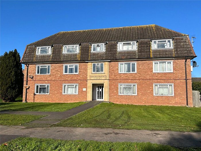 2 Bedroom Flat For Sale In Frederick Court, Wells, Somerset, BA5