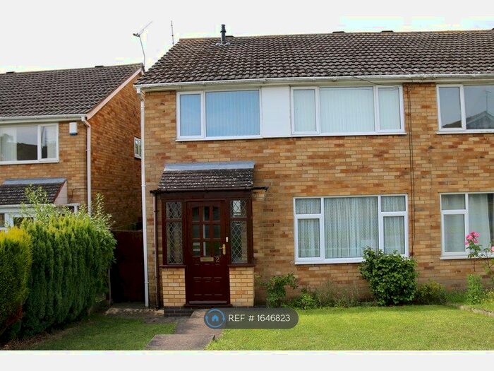 4 Bedroom Semi-Detached House To Rent In Lichen Green, Coventry, CV4