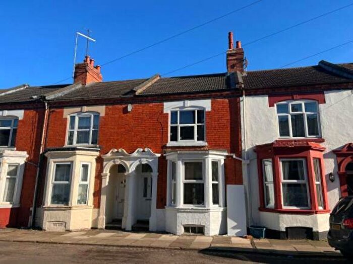 2 Bedroom Terraced House To Rent In Lea Road, Abington, Northampton, NN1