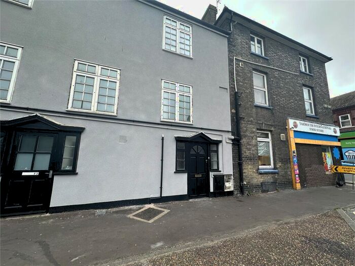 3 Bedroom Flat To Rent In King Street, Great Yarmouth, Norfolk, NR30