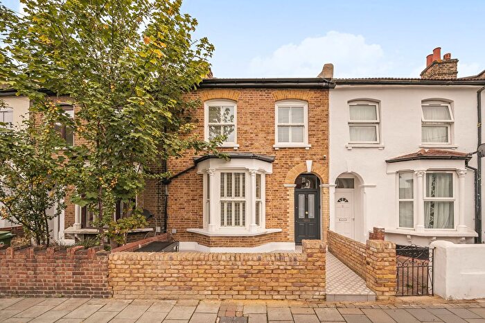 4 Bedroom Terraced House For Sale In Hollydale Road, London, SE15