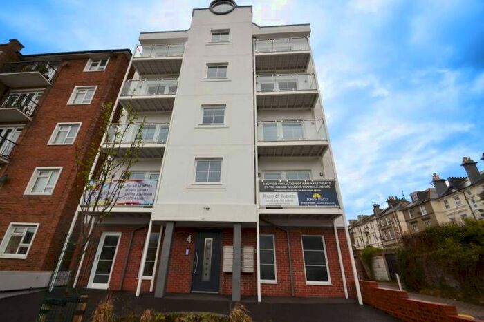 1 Bedroom Flat To Rent In The Avenue, Eastbourne, BN21