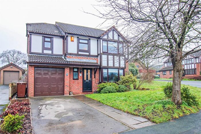 4 Bedroom Detached House For Sale In Ash Grove, Stanley, Wakefield, WF3