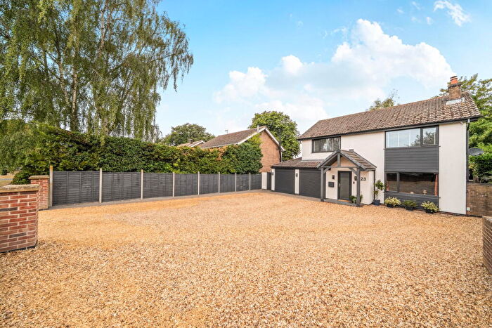 4 Bedroom Detached House For Sale In Woodlands Drive, Colsterworth, NG33