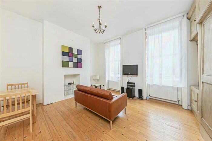 Studio To Rent In Cleveland Street, London, W1T