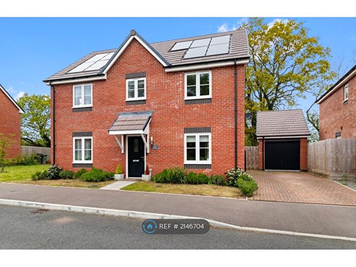3 Bedroom Detached House To Rent In (Oak View) Poplar Gardens, Malvern, WR14