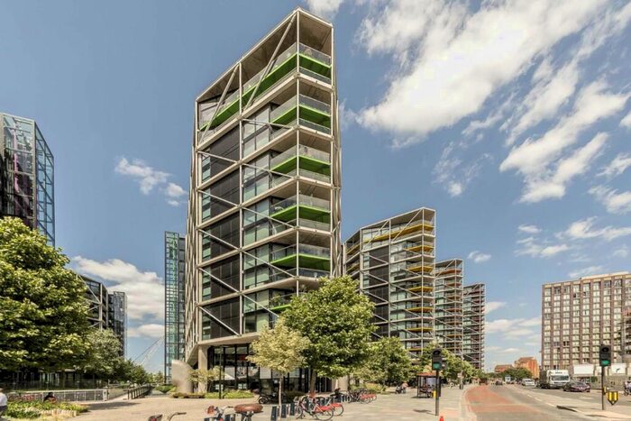 2 Bedroom Flat To Rent In Riverlight Quay, Riverlight Quay, SW11