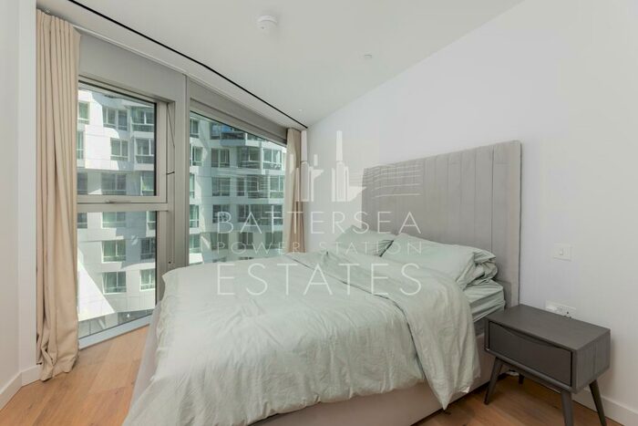 2 Bedroom Apartment To Rent In L-, Electric Boulevard, Battersea, SW11