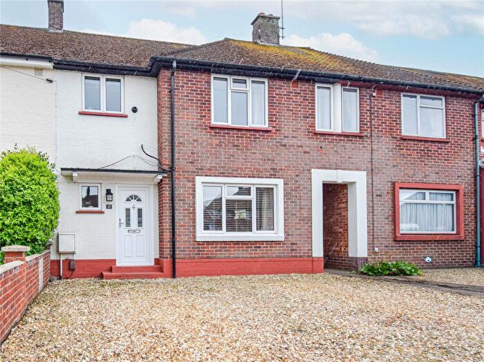 2 Bedroom Terraced House For Sale In Almond Avenue, Newbury, Berkshire, RG14