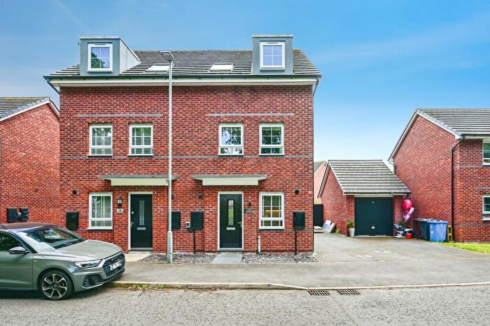 3 Bedroom Semi Detached House For Sale In Greenvalley Road, Liverpool, L28