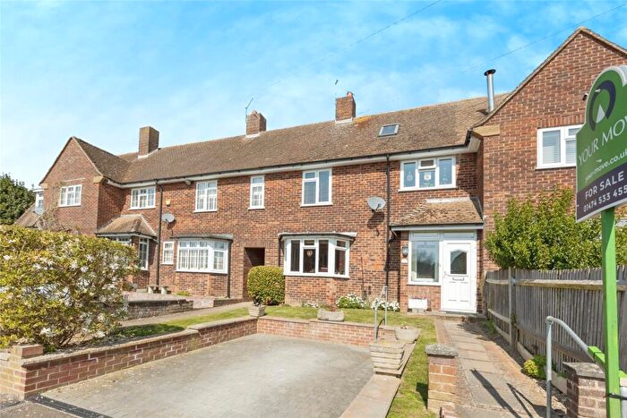 3 Bedroom Terraced House For Sale In Lawrence Drive, Cobham, Kent, DA12