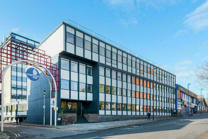 Studio To Rent In Spring Villa Road, Edgware, Middlesex, HA8