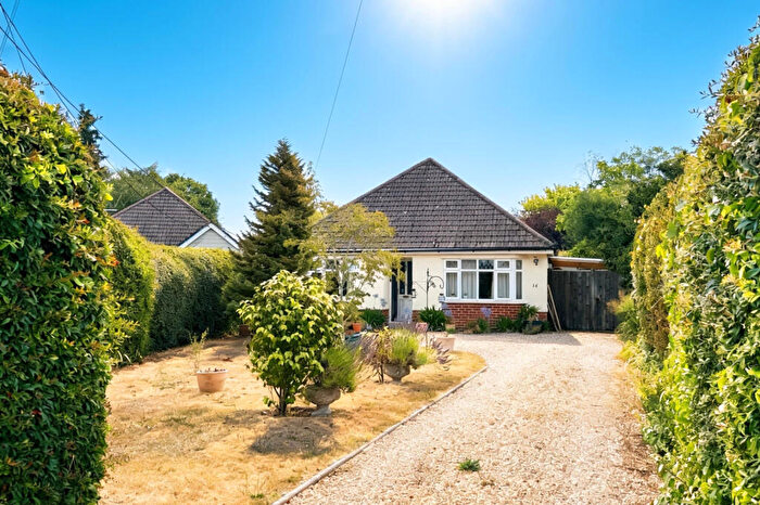 2 Bedroom Detached Bungalow For Sale In Hampton Drive, Ringwood, BH24