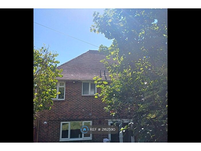 3 Bedroom Semi-Detached House To Rent In Montpelier Road, Purley, CR8