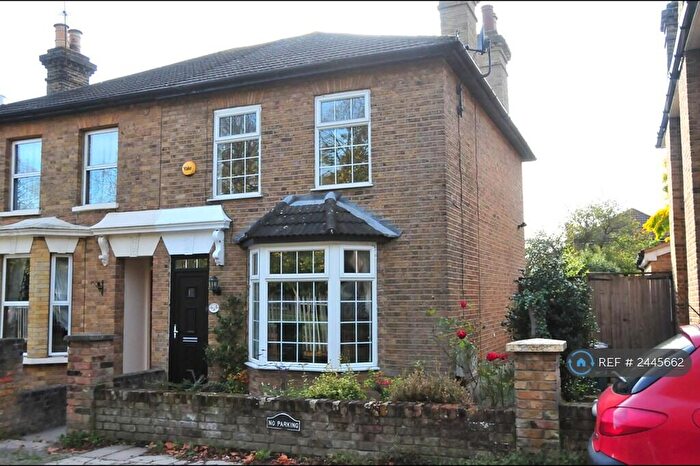 2 Bedroom Semi-Detached House To Rent In Park Villas, Romford, RM6