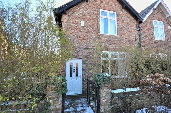3 Bedroom Semi-Detached House To Rent In Stockton Lane, York YO31