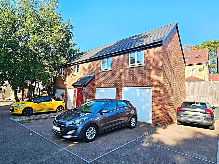 1 Bedroom Apartment To Rent In Whitworth Square, Whitchurch, Cardiff, CF14