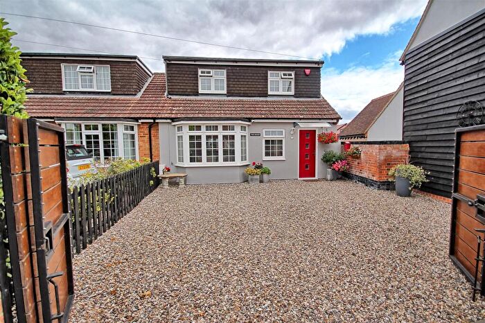 3 Bedroom Semi-Detached House For Sale In High Road, High Cross, SG11